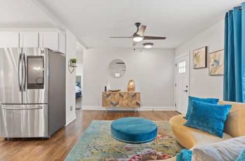 2074 Arlington Cir, Atlanta GA 30318-6380 exterior