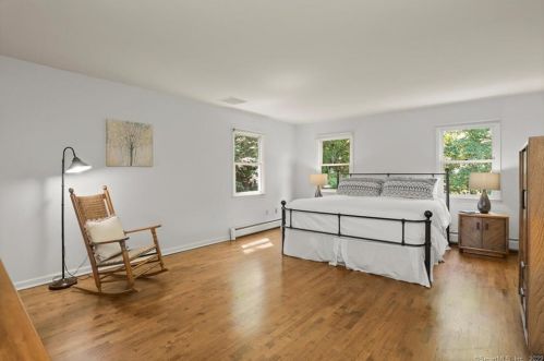 67 Ritch Dr, Ridgefield CT 06877-2815 exterior