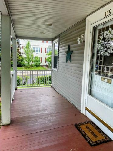 359 Carrington Ave, Woonsocket RI  02895-4622 exterior