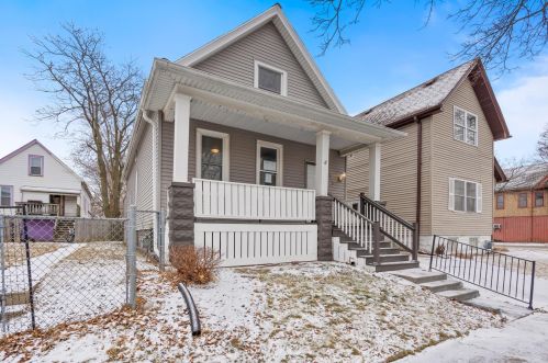 2410 12th St, Milwaukee WI  53215-3111 exterior