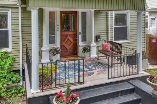 646 Clifton Ave, Newark NJ  07104-1502 exterior