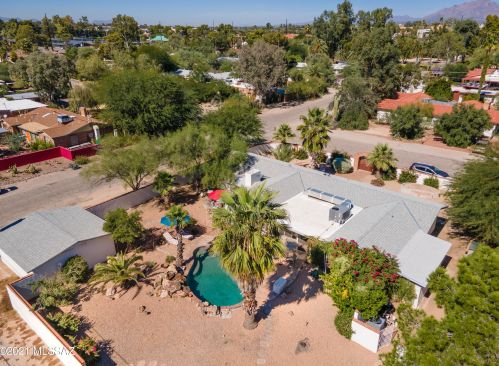 4002 Calle De Jardin, Tucson AZ 85711-3411 exterior