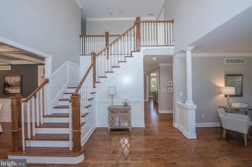 323 Abbey Rd, Berwyn PA 19312-1830 exterior