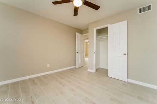 6021 28th St, Tucson AZ  85711-6803 exterior