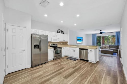 16149 Caldera Ln, Naples FL 34110-2831 exterior