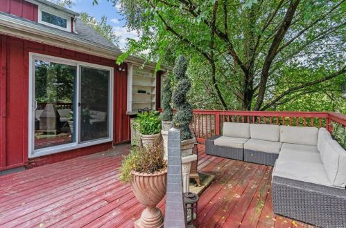 114 Franklin St, Killingly CT 06239-3507 exterior