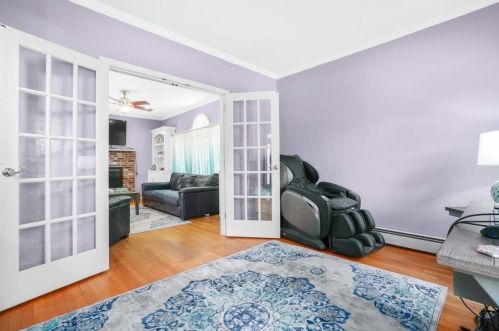 15 Longview Dr, Concord NH  03304-4809 exterior