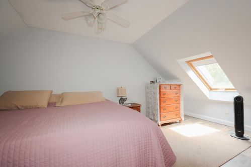 23 Vinton Dr, Concord NH  03303-1582 exterior