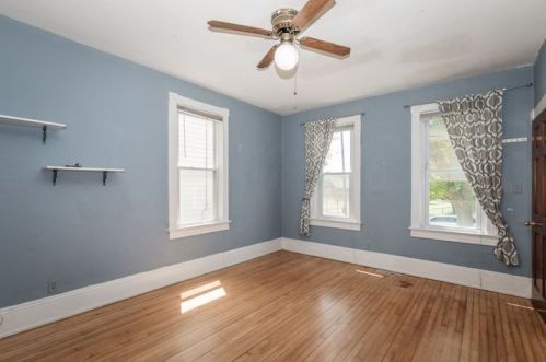 1856 Arlington Pl, Milwaukee WI 53202-1619 exterior