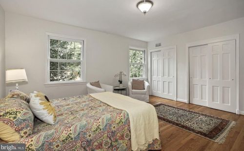 3015 Orch Ln, Washington DC 20303 exterior