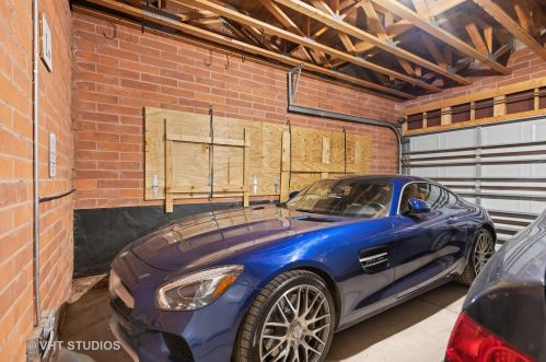 2663 Ashland Ave, Chicago IL 60614-5158 exterior