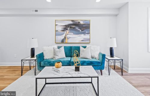 1551 4th St, Washington DC  20001-1905 exterior