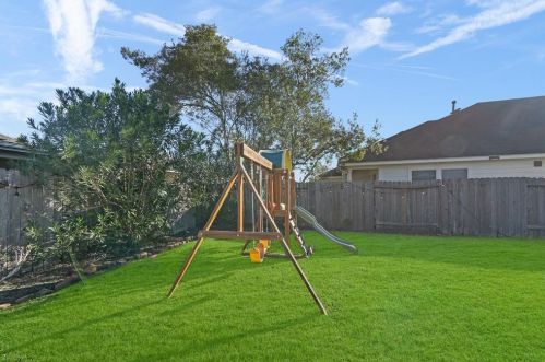 9211 Tracelawn Ct, Humble TX 77396-1683 exterior