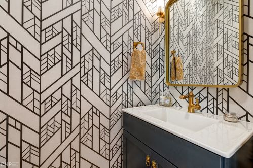 2143 Thomas St, Chicago IL 60651-3248 exterior