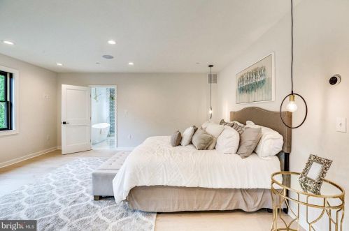 4913 Sherier Pl, Washington DC  20016-3319 exterior