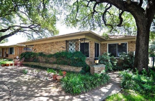 5448 Anita St, Dallas TX  75206-5336 exterior