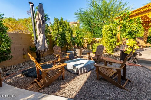 11039 11th St, Phoenix AZ  85020-5852 exterior