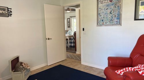 1911 Gaskins Cir, Fort Pierce FL  34952-6640 exterior