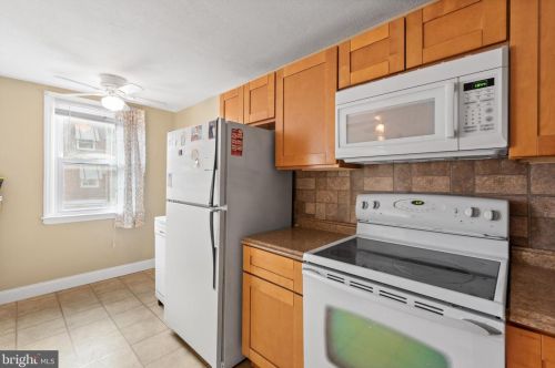 502 Rively Ave, Manor PA 19036-1014 exterior