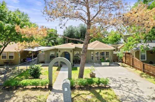 6609 Cruz St, Austin, TX 78741-3519