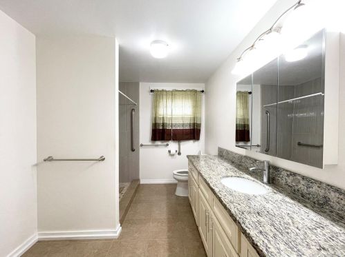 1601 Kealia Dr, Honolulu HI 96817-2077 exterior