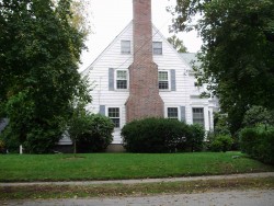 11 Allen Ave, Newton, MA 02468-1715