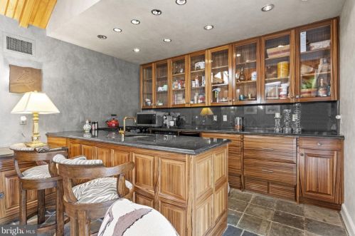 3005 45th St, Washington DC 20016-3528 exterior