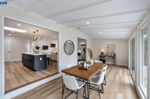 1143 Carey Dr, Concord CA 94520-4337 exterior