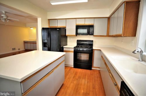 5 Aldgate Ct, Princeton NJ exterior