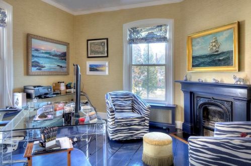 437 Bellevue Ave, Middletown RI 02840-4115 exterior