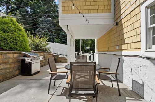 217 Plymouth St, Pittsburgh PA 15211-1233 exterior