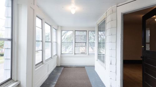 1915 University Ave, Madison WI 53726-3918 exterior