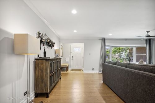 520 Pr Ave, Naperville IL 60540-6716 exterior