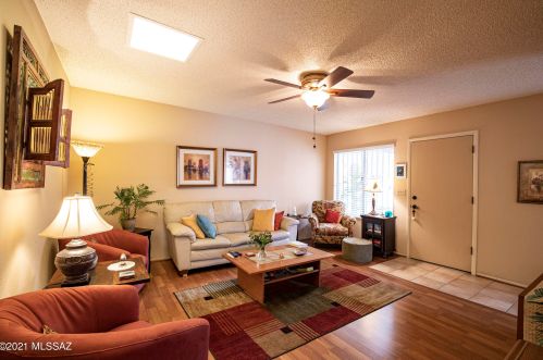 5966 Sun County Blvd, Tucson AZ 85712-2346 exterior