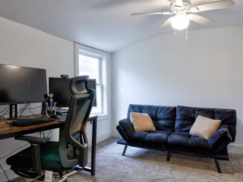 306 Sherman St, Allegan MI  49010-1066 exterior