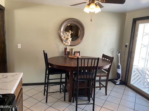 3638 Sheridan Dr, Meskegon MI 49444-4151 exterior