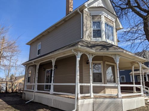 6671 Olmsted Ave, Chicago, IL 60631-1335