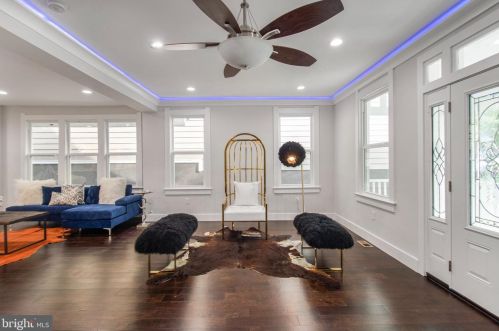 2911 17th St, Washington DC  20018-1825 exterior