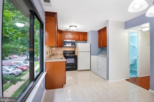 1655 Westwind Way, Mc Lean VA 22102-1604 exterior