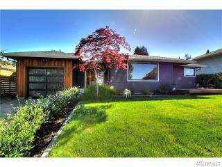 11017 Forest Ave, Seattle WA  98178-3208 exterior