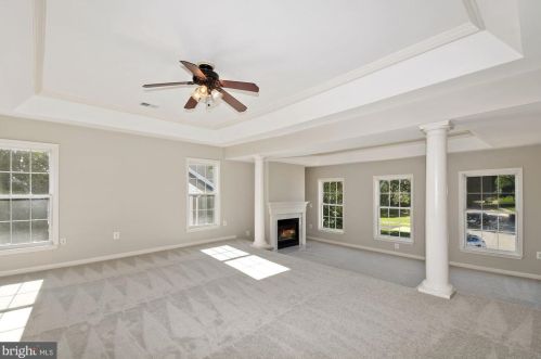 6149 Cobbs Rd, Alexandria VA 22310-1647 exterior