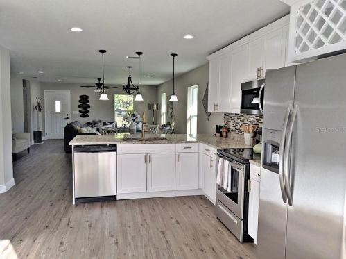 4402 38th St, Tampa FL 33610-6547 exterior