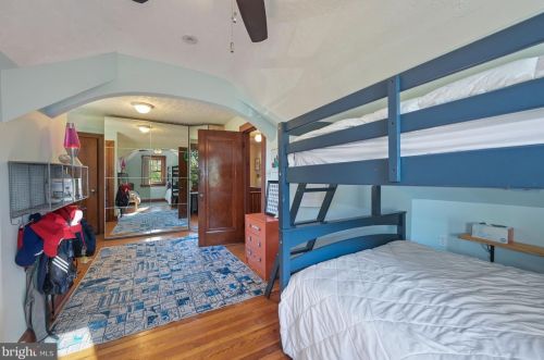 3670 Camden St, Washington DC 20020-1224 exterior