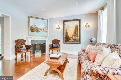 210 Fairfax St, Alexandria VA  22314-3304 exterior