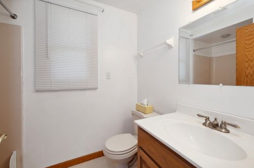 41 Glenmore Ave, Pittsburgh PA 15216-2124 exterior