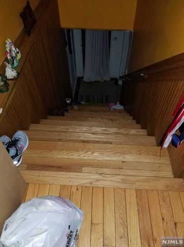 423 Sherman Pl, Fairview NJ 07022-1818 exterior