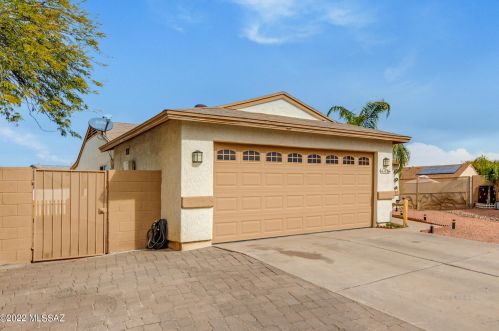 1736 Ransom Oaks Dr, Tucson, AZ 85746-3172