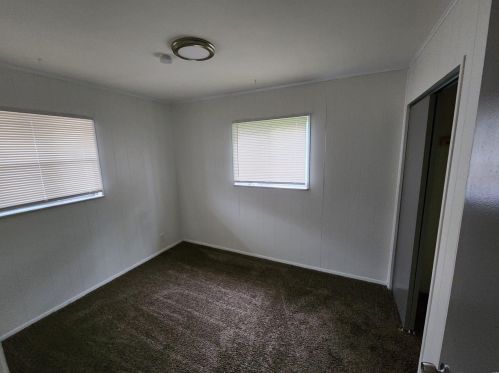 10405 Hobkirk Dr, Saint Louis MO 63137-3748 exterior