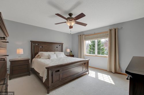 649 Falcon Rdg Rd, Saint Paul MN 55125-1458 exterior