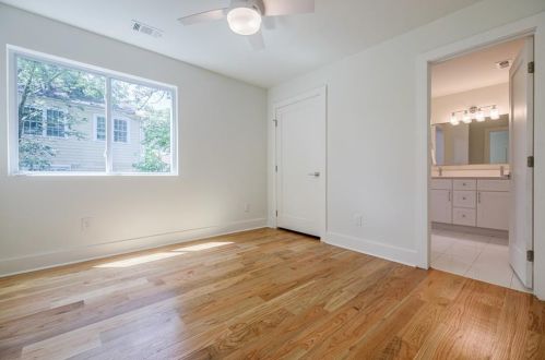 925 Garibaldi St, Atlanta GA  30310-3133 exterior